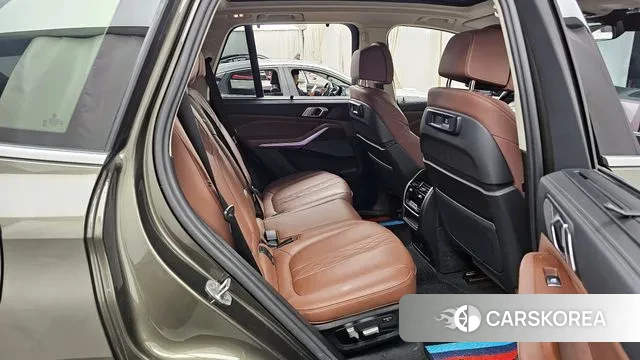 BMW X5 (G05) 2023 Песочный из Кореи, фото 3