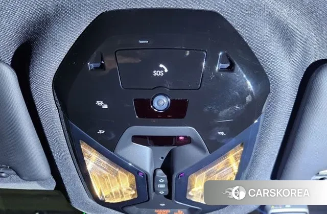 BMW 5 Series (G60) 2025 Светло-серебряный цвет из Кореи, фото 3