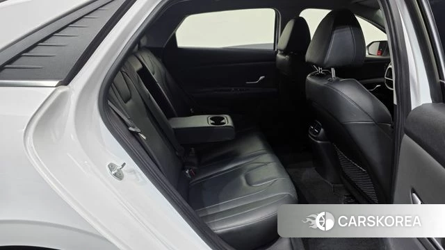 Hyundai Avante (CN7) 2020 Белый из Кореи, фото 3