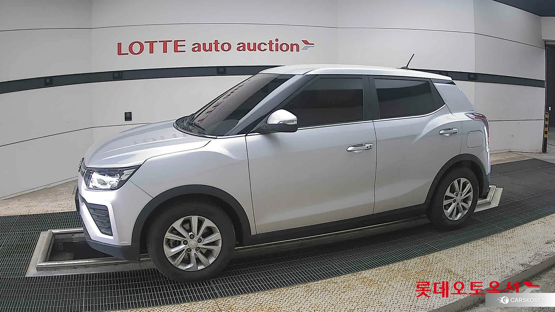 SsangYong Tivoli 2021 Silent Silver из Кореи, фото 3
