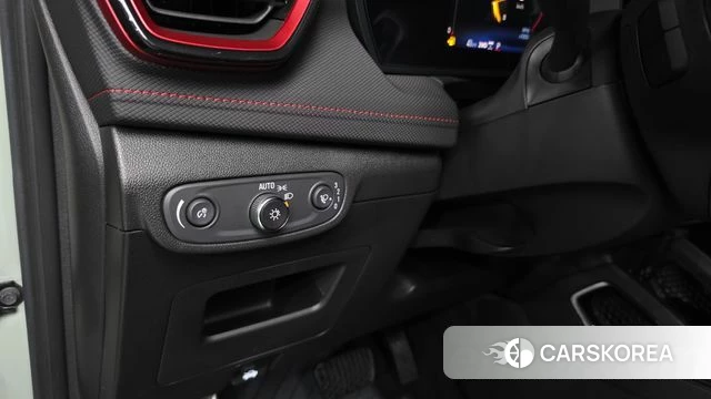 Chevrolet (GM Daewoo) The New Trail Blazer 2023 Светло-зеленый из Кореи, фото 3