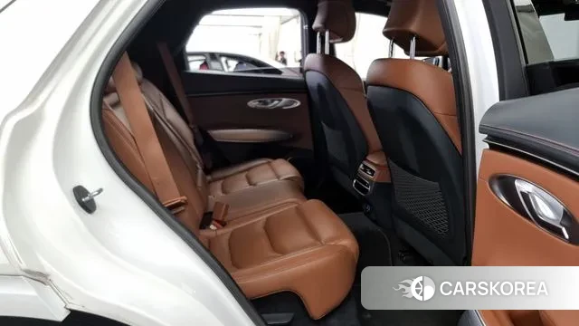 Genesis GV70 2021 Белый из Кореи, фото 3