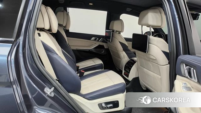 BMW X7 (G07) 2021 Серый из Кореи, фото 3