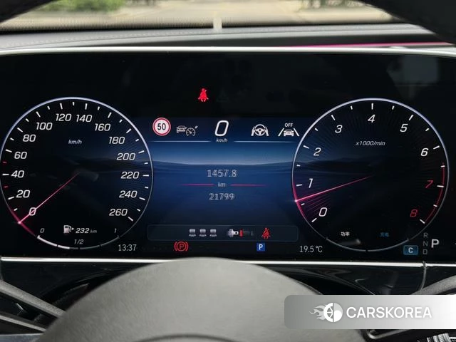 Mercedes-Benz E-class 2024 Синий из Китая, фото 3