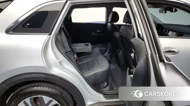 Kia Niro EV 2020 Серебряный из Кореи, фото 3