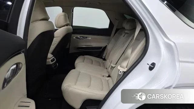 Genesis GV70 2021 Белый из Кореи, фото 3