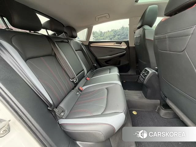 Volkswagen Lingdu 2022 Белый из Китая, фото 3