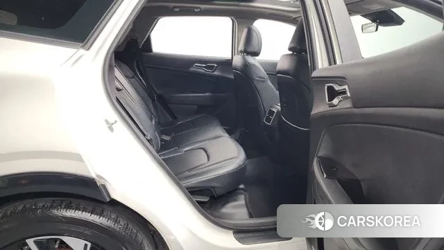 Kia Sportage 5th Generation 2021 Белый из Кореи, фото 3