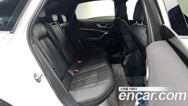 Audi A6 (C8) id 2906983 из Кореи 3