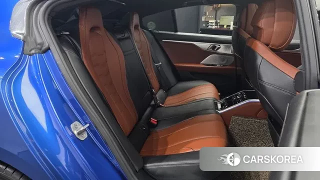 BMW 8 Series (G15) 2023 Синий из Кореи, фото 3