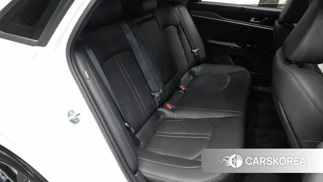 Kia The New K5 Hybrid 3rd generation 2024 Белый из Кореи, фото 3