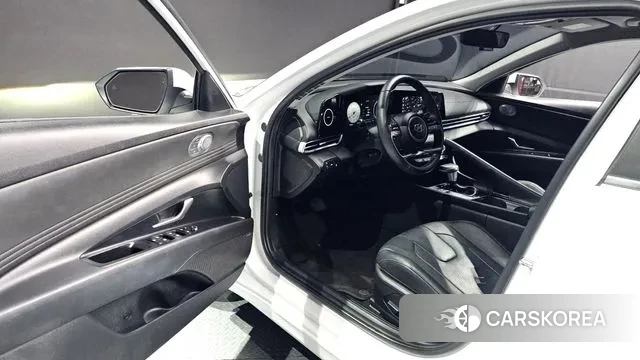 Hyundai Avante (CN7) 2021 Белый из Кореи, фото 3