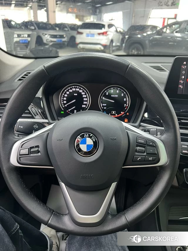 BMW X1 2021 Белый из Китая, фото 3