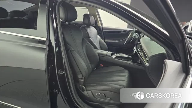 Genesis G80 (RG3) 2022 Черный из Кореи, фото 3