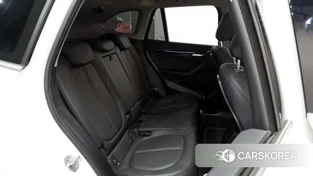 BMW X1 (F48) 2022 Белый из Кореи, фото 3