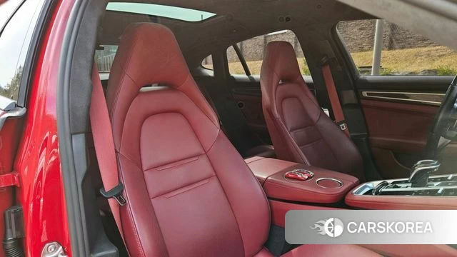 Porsche Panamera (971) 2018 Красный из Кореи, фото 3