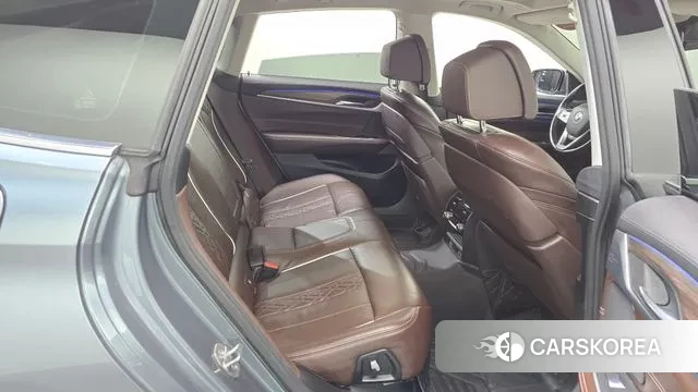 BMW 6 Series GT (G32) 2019 Серый из Кореи, фото 3