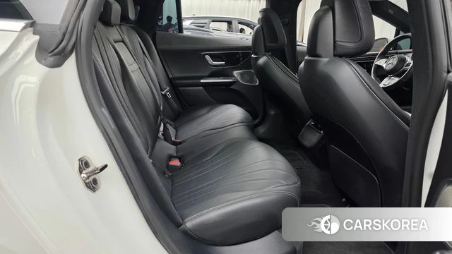 Mercedes-Benz EQE V295 2023 Белый из Кореи, фото 3