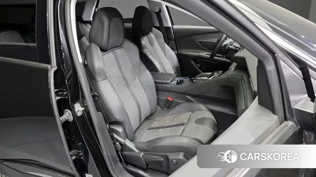 Peugeot 3008 second generation 2020 Черный из Кореи, фото 3