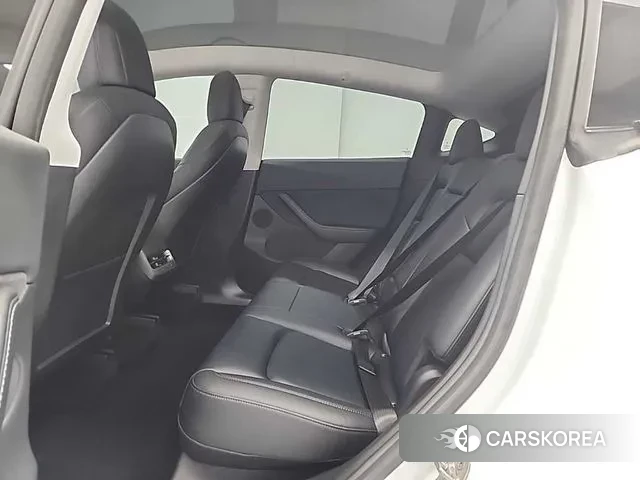 Tesla Model Y 2021 Белый из Кореи, фото 3