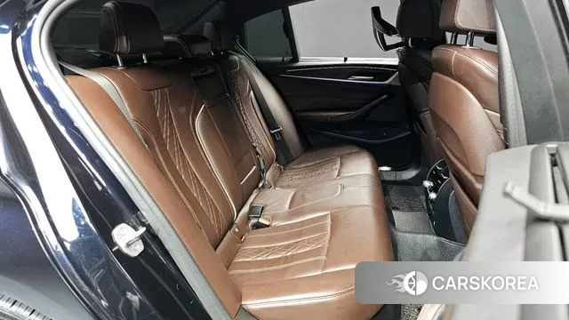 BMW 5 Series (G30) 2018 Черный из Кореи, фото 3