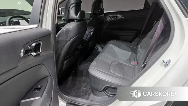 Kia The New Sportage 5th Generation Hybrid 2025 Белый из Кореи, фото 3