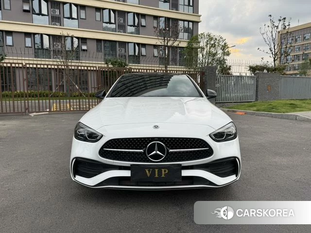 Mercedes-Benz Class C 2024 Белый из Китая, фото 3