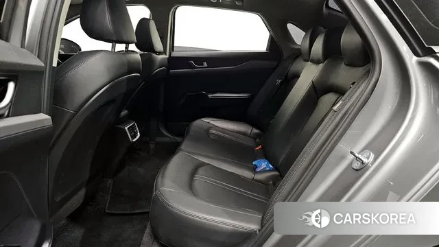 Kia K5 3rd generation 2023 Серый из Кореи, фото 3