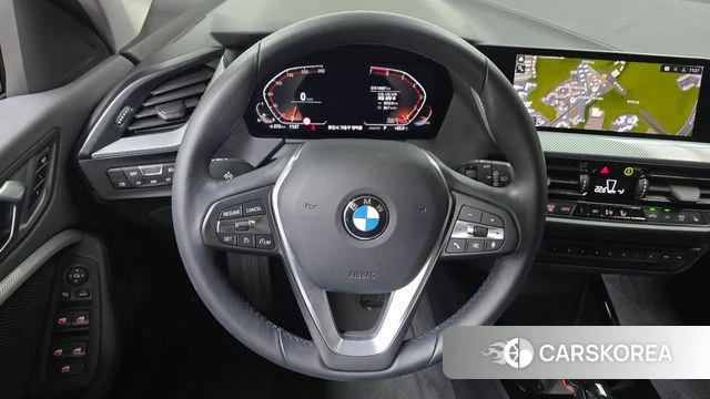 BMW 1 Series (F40) 2022 Белый из Кореи, фото 3