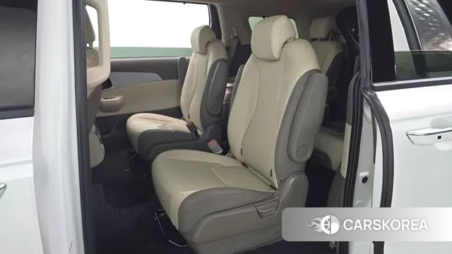 Kia The New Carnival 4th Generation 2025 Белый из Кореи, фото 3