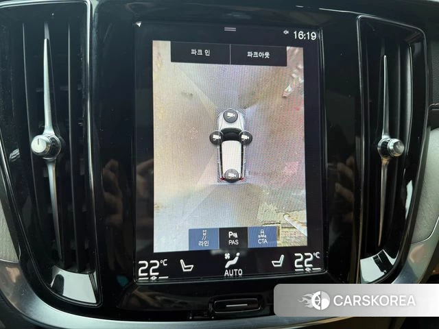 Volvo V60 Cross-Country 2nd Generation 2019 Серый из Кореи, фото 3