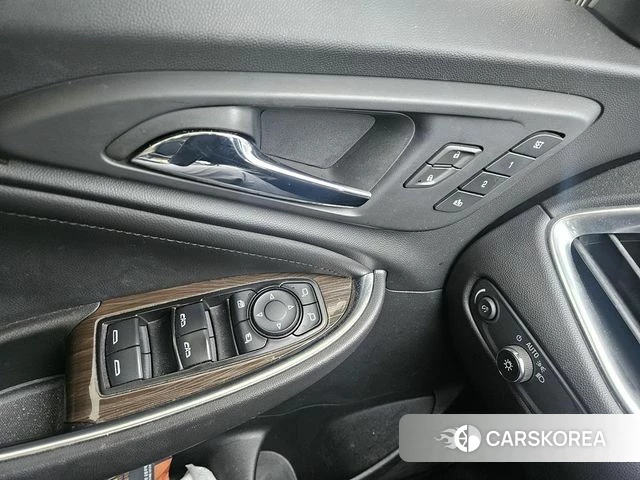 Chevrolet (GM Daewoo) All New Malibu 2018 Белый из Кореи, фото 3