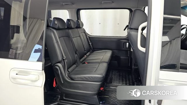 Hyundai Staria 2024 Белый из Кореи, фото 3