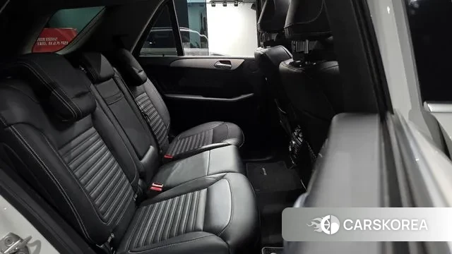 Mercedes-Benz GLE - Class W166 2018 Белый из Кореи, фото 3