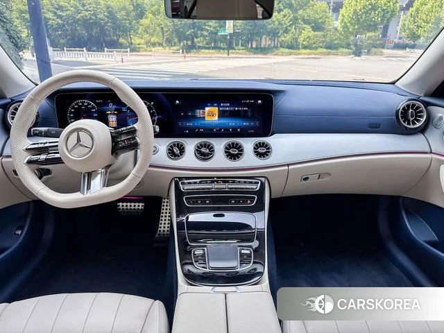 Mercedes-Benz E-class (imported) 2023 Зеленый из Китая, фото 3