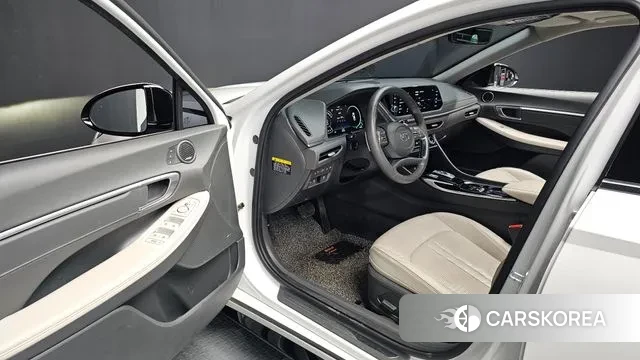 Hyundai Sonata (DN8) 2019 Белый из Кореи, фото 3