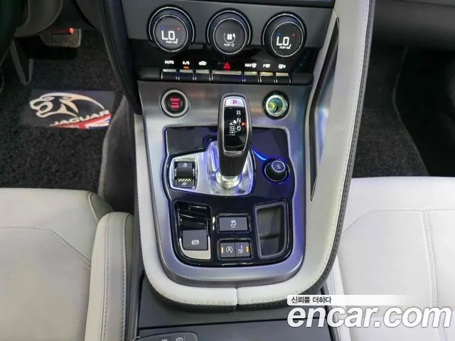 Jaguar F-TYPE 2018 Серебряный из Кореи, фото 3