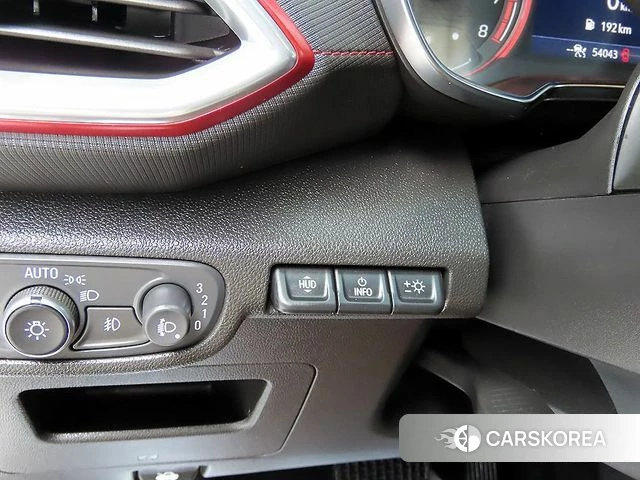 Chevrolet (GM Daewoo) Trailblazer 2022 Белый из Кореи, фото 3