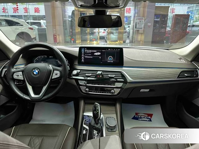 BMW 5 series PHEV 2021 Белый из Китая, фото 3