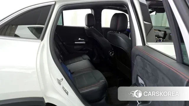 Mercedes-Benz GLA - Class H247 2022 Белый из Кореи, фото 3