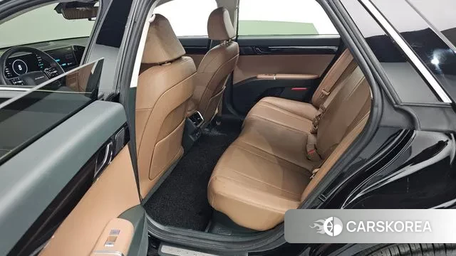 Hyundai Grandeur Hybrid (GN7) 2023 Черный из Кореи, фото 3