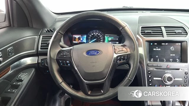 Ford Explorer 2018 Серый из Кореи, фото 3