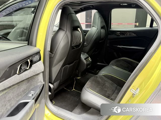 Lynk 03 2020 Желтый из Китая, фото 3