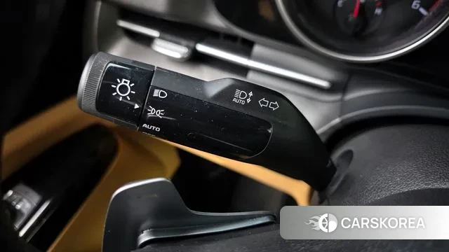 Kia Carnival 4th generation 2021 Белый из Кореи, фото 3