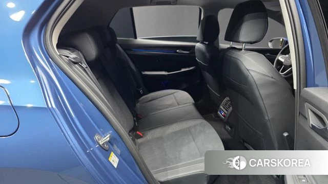 Volkswagen Golf 8th Generation 2026 Синий из Кореи, фото 3