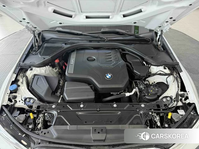 BMW 3 series 2022 Белый из Китая, фото 3