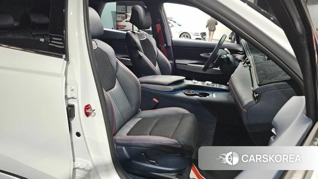Genesis GV70 2021 Белый из Кореи, фото 3
