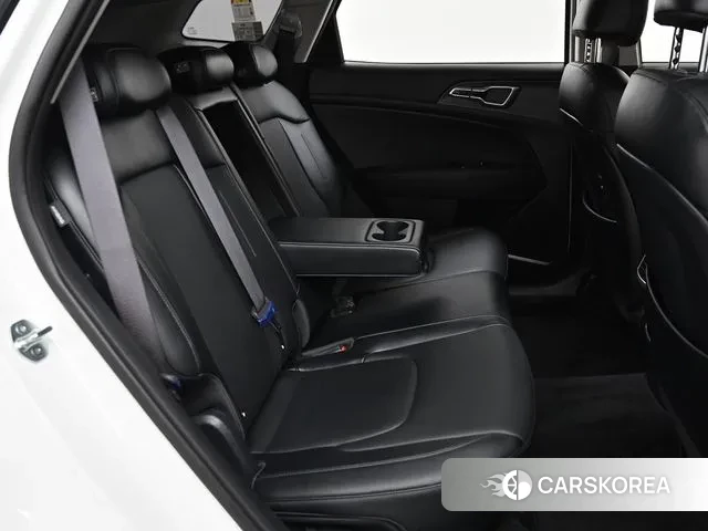 Kia Sportage 5th Generation 2024 Белый из Кореи, фото 3