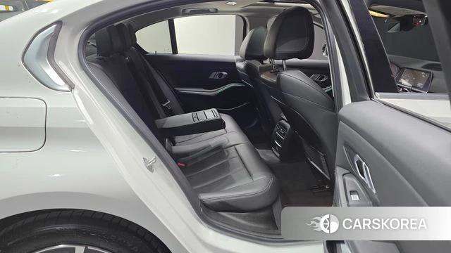 BMW 3 Series (G20) 2022 Белый из Кореи, фото 3