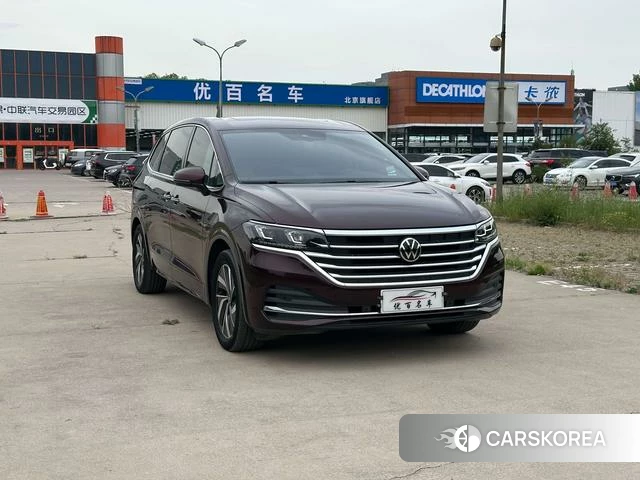 Volkswagen Weiran 2023 Красный из Китая, фото 3